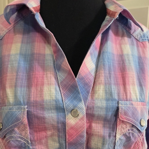 Rough Stock Women's Pink And Blue Plaid Shirt With Pearl Snap Buttons Size L - Picture 5 of 10